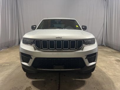 New 2025 Jeep Grand Cherokee Laredo X w/ Luxury Tech Group I