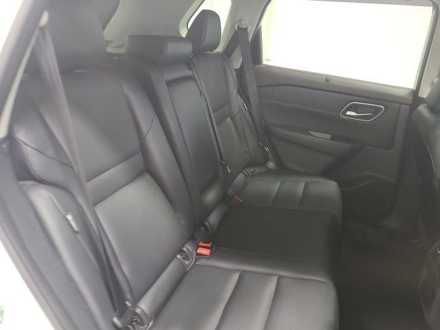 Used 2021 Nissan Rogue SV w/ Premium Package AWD/4WD image 15