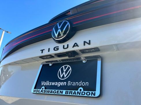 New 2026 Volkswagen Tiguan SE R-Line image 48