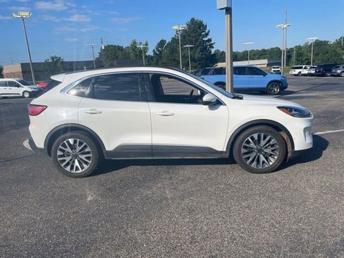 Used 2020 Ford Escape Titanium FWD image 2