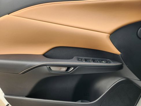 Certified 2025 Lexus RX 350 Premium image 28