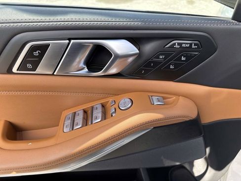 Certified 2024 BMW X7 xDrive40i w/ Executive Package image 20