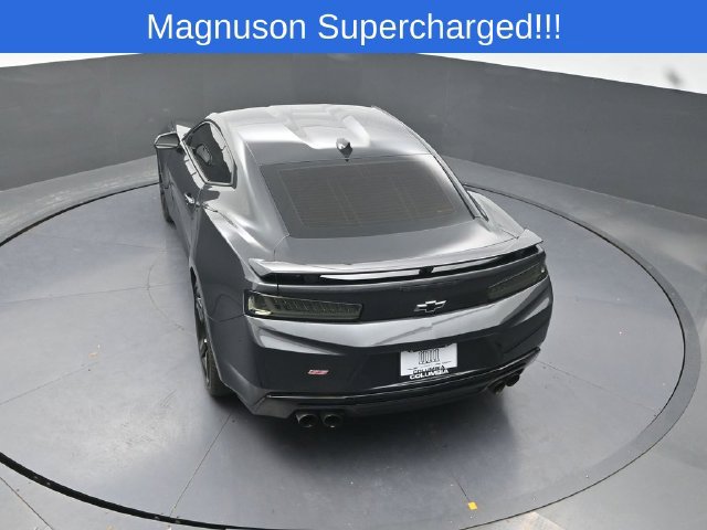 Used 2017 Chevrolet Camaro SS RWD image 16