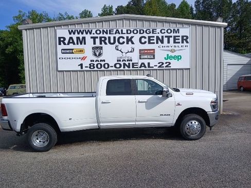 New 2026 RAM 3500 Laramie AWD/4WD image 2
