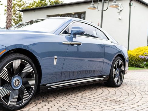 Used 2025 Rolls-Royce Spectre w/ Leather Finishing Pack AWD/4WD image 31