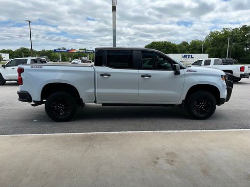 Used 2026 Chevrolet Silverado 1500 Custom Trail Boss AWD/4WD image 9