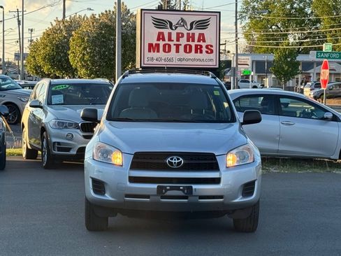 Used 2010 Toyota RAV4 4WD image 2