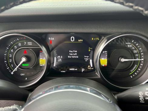 Used 2023 Jeep Wrangler Unlimited Sahara w/ Cold Weather Group image 22