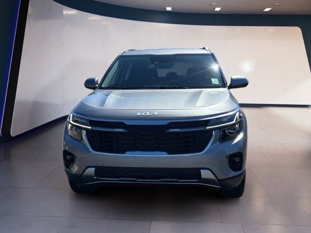 Certified 2024 Kia Seltos EX AWD/4WD image 8