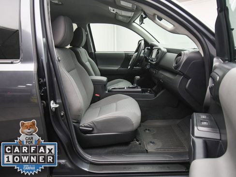 Used 2023 Toyota Tacoma SR image 43