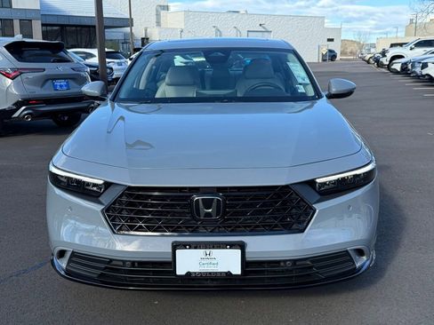 Certified 2025 Honda Accord EX-L image 9