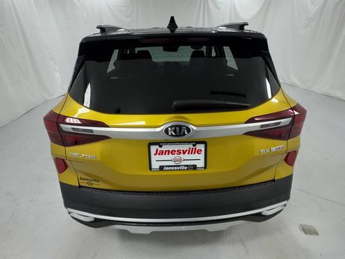 Used 2021 Kia Seltos SX AWD/4WD image 4