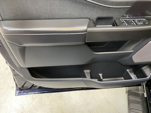 Used 2025 Ford F150 Lariat w/ Equipment Group 501A Mid image 22