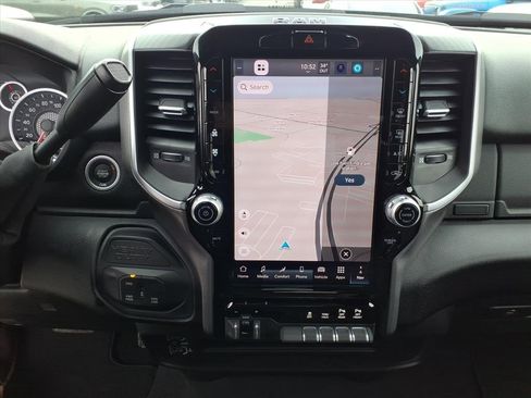 Used 2025 RAM 2500 Big Horn image 6