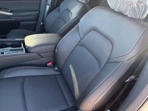 New 2026 Nissan Pathfinder SL FWD image 19