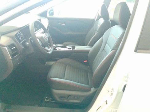 New 2026 Nissan Rogue SV image 12