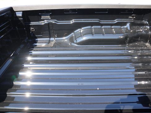 New 2026 Nissan Frontier S AWD/4WD image 9