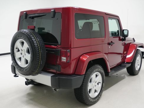 Used 2012 Jeep Wrangler Sahara image 4