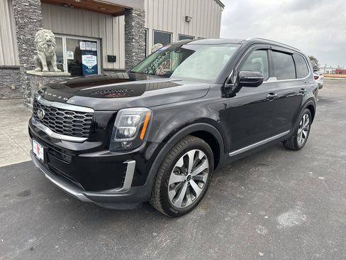 Used 2021 Kia Telluride EX w/ EX Premium Package image 2