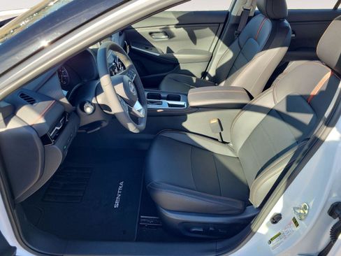 New 2025 Nissan Sentra SR w/ SR Premium Package image 10