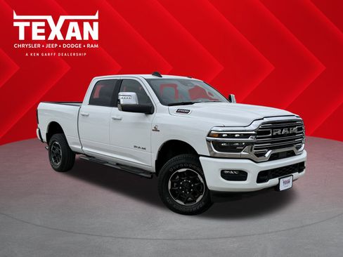 Used 2025 RAM 2500 Laramie image 1