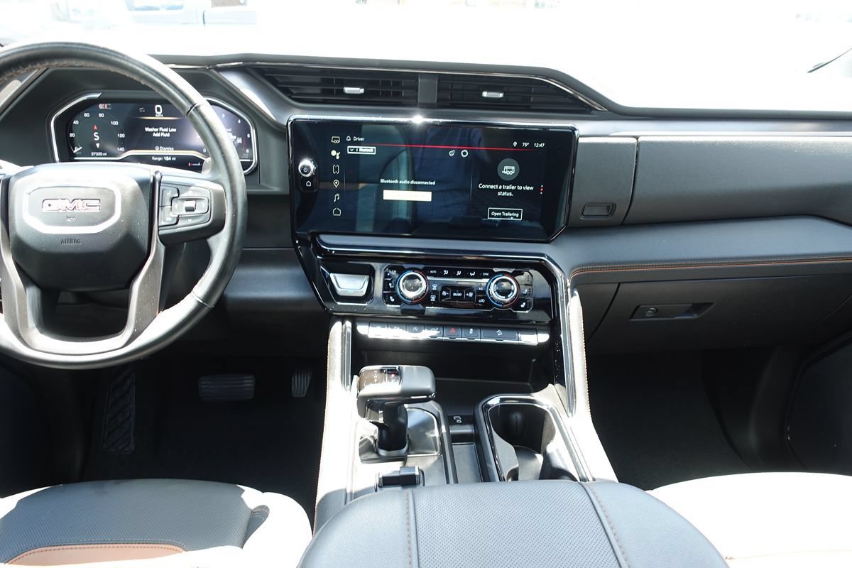Used 2024 GMC Sierra 1500 AT4 w/ Technology Package AWD/4WD image 49