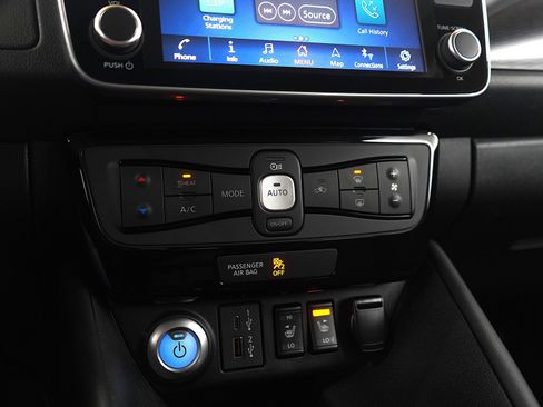 Used 2024 Nissan Leaf SV Plus image 22