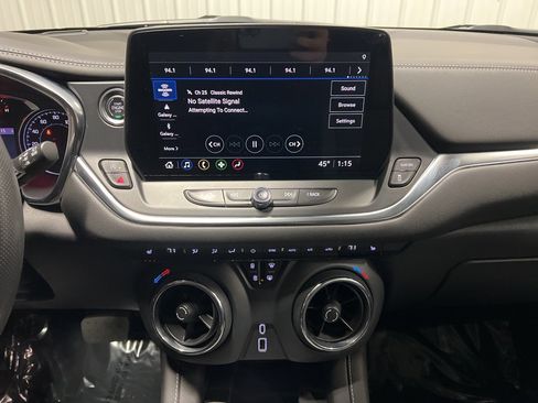 Certified 2023 Chevrolet Blazer LT w/ Convenience Package image 16