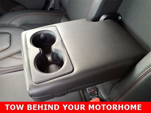 Used 2019 Jeep Cherokee Trailhawk w/ Cold Weather Group image 28