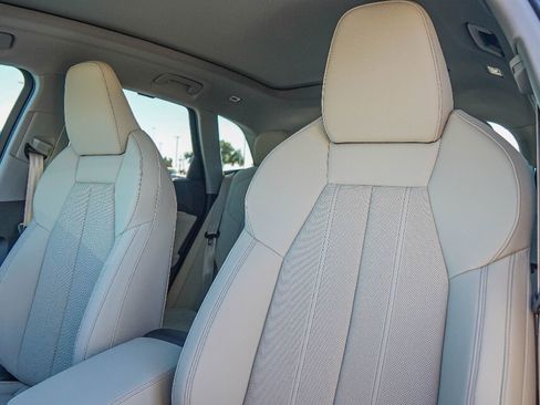 New 2025 Audi Q5 Premium Plus image 9