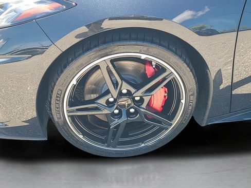 Used 2024 Chevrolet Corvette Stingray Premium Conv w/ Z51 Performance Package RWD image 22