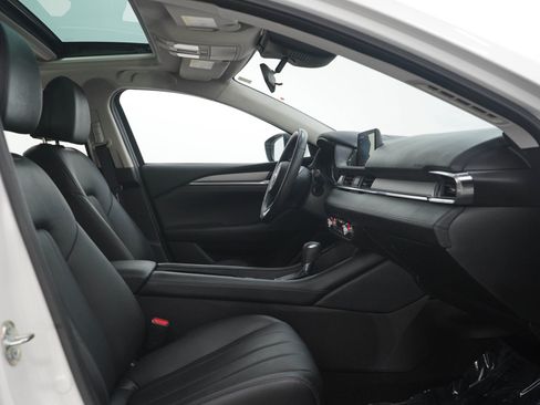 Used 2018 MAZDA MAZDA6 Touring FWD image 11