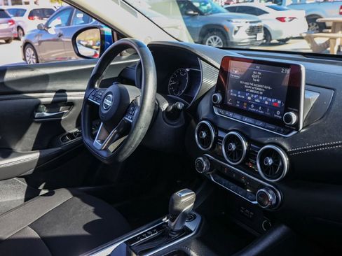 Used 2023 Nissan Sentra SV image 19