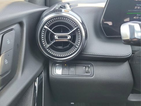 Used 2025 Chevrolet Equinox LT w/ Convenience Package II image 14