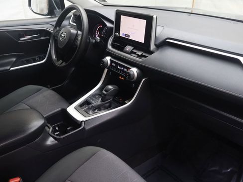 Used 2025 Toyota RAV4 XLE image 10