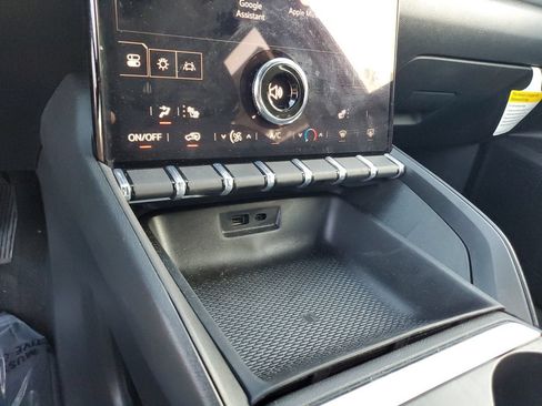 New 2026 GMC Terrain Elevation FWD image 23