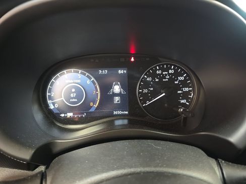 Used 2024 Nissan Kicks SV FWD image 7