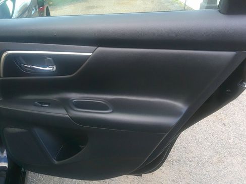 Used 2015 Nissan Altima 2.5 S w/ Power Driver Seat Package image 18