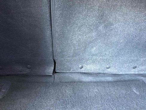 Used 2017 Toyota Corolla LE image 28