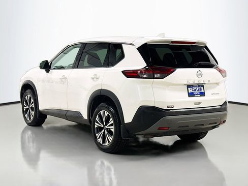 Used 2021 Nissan Rogue SV image 5