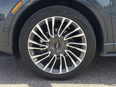 Used 2020 Lincoln Corsair Reserve FWD image 11
