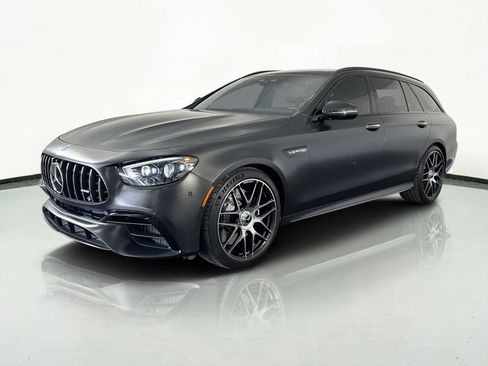 Used 2023 Mercedes-Benz E 63 AMG S image 4