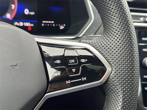 Certified 2024 Volkswagen Tiguan SE R-Line image 19