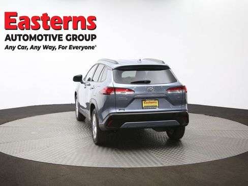 Used 2024 Toyota Corolla Cross LE image 63