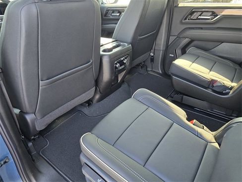 New 2026 GMC Yukon Elevation image 11