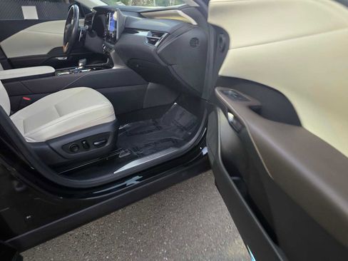 Used 2024 Lexus RX 350 FWD image 5