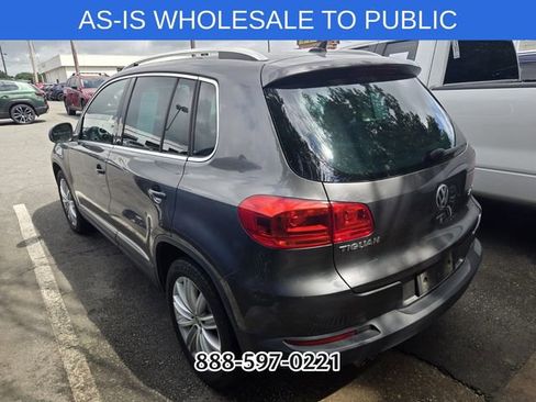 Used 2012 Volkswagen Tiguan S FWD image 4