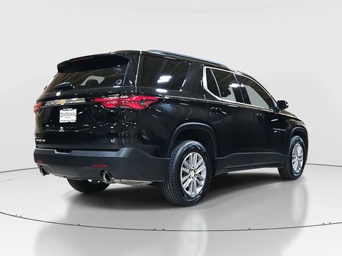 Used 2022 Chevrolet Traverse LT w/ LPO, Floor Liner Package image 5