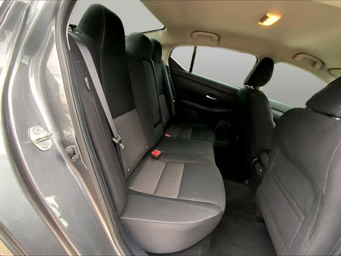 Used 2022 Nissan Sentra SV FWD image 20