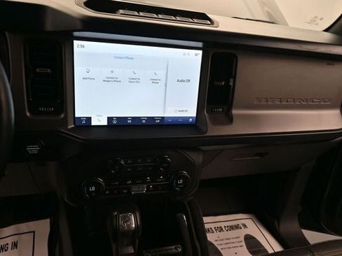 Certified 2023 Ford Bronco Outer Banks w/ Sasquatch Package AWD/4WD image 17